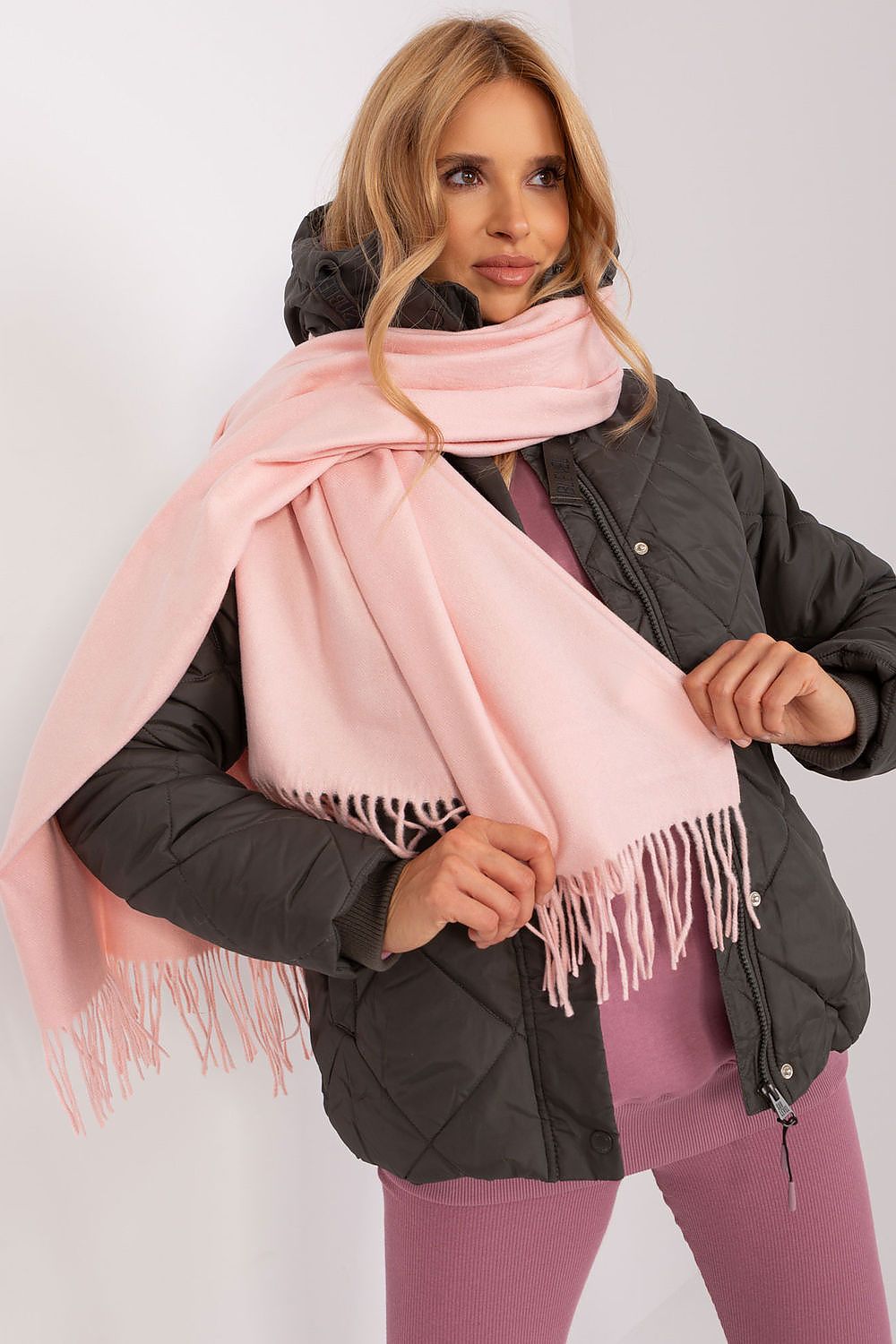 Chic Long Scarf - Tasselled