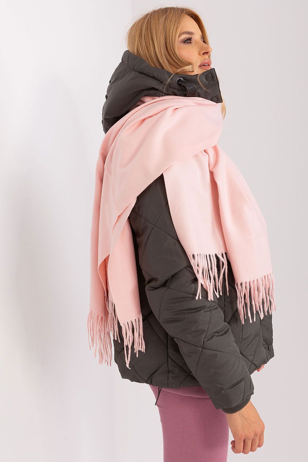 Chic Long Scarf - Tasselled