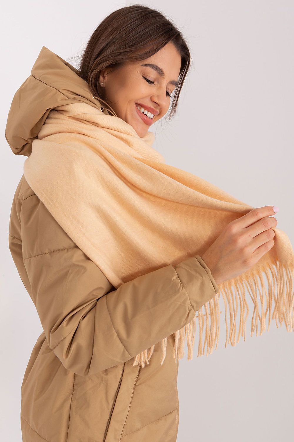 Chic Long Scarf - Tasselled