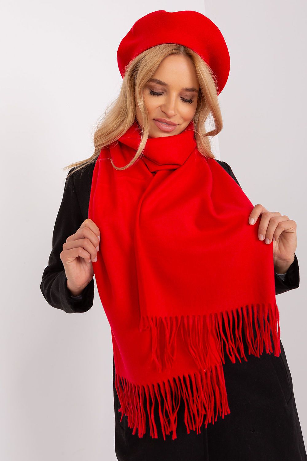 Chic Long Scarf - Tasselled