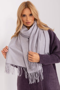 Chic Long Scarf - Tasselled