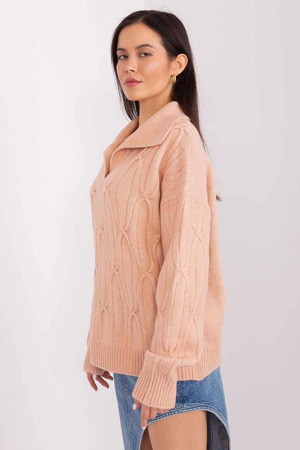 Elegant Collar Acrylic Sweater