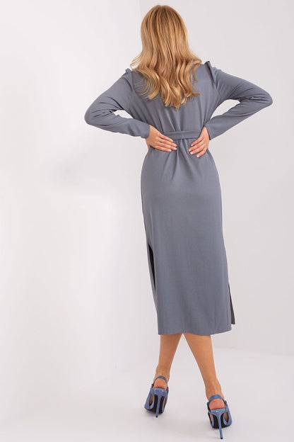 Elegant Ribbed Midi Dress