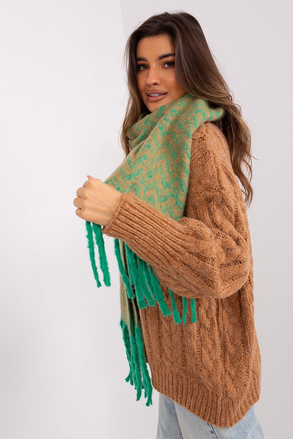 Chic Geometric Shawl with Tassel Detail - Michelle & Kenza Co.