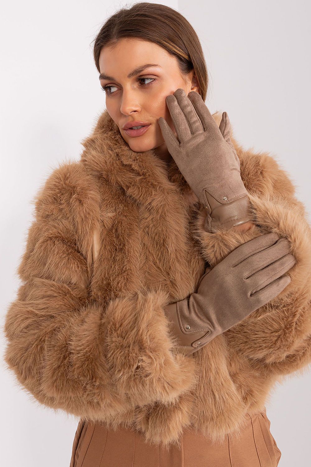 Elegant Touchscreen Gloves - Embroidered