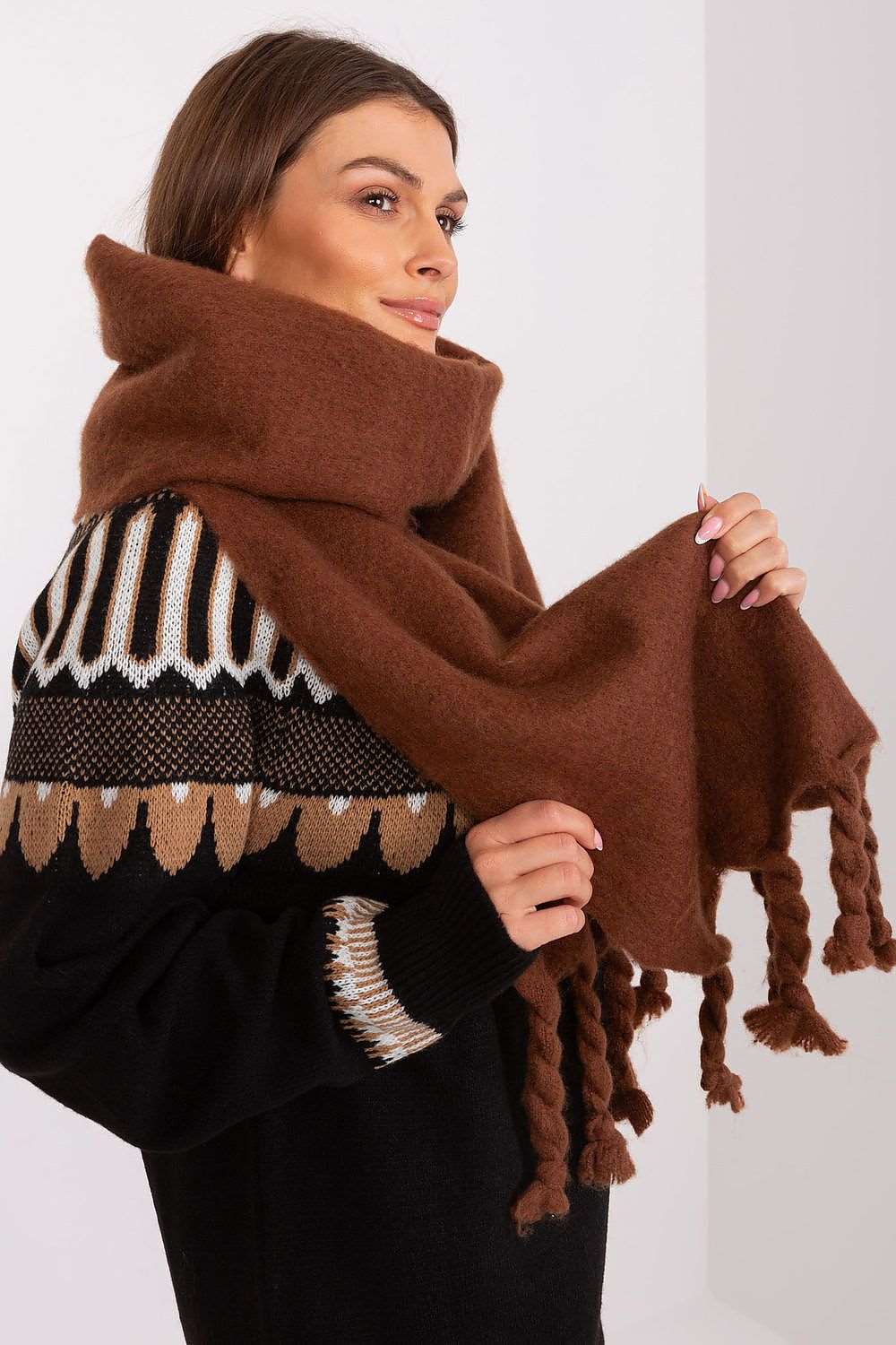 Amelia Tassel Trim Scarf