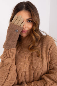 Knitted Gloves with Embroidered Flower - Michelle & Kenza Co.