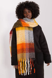 Chic Tasselled Scarf