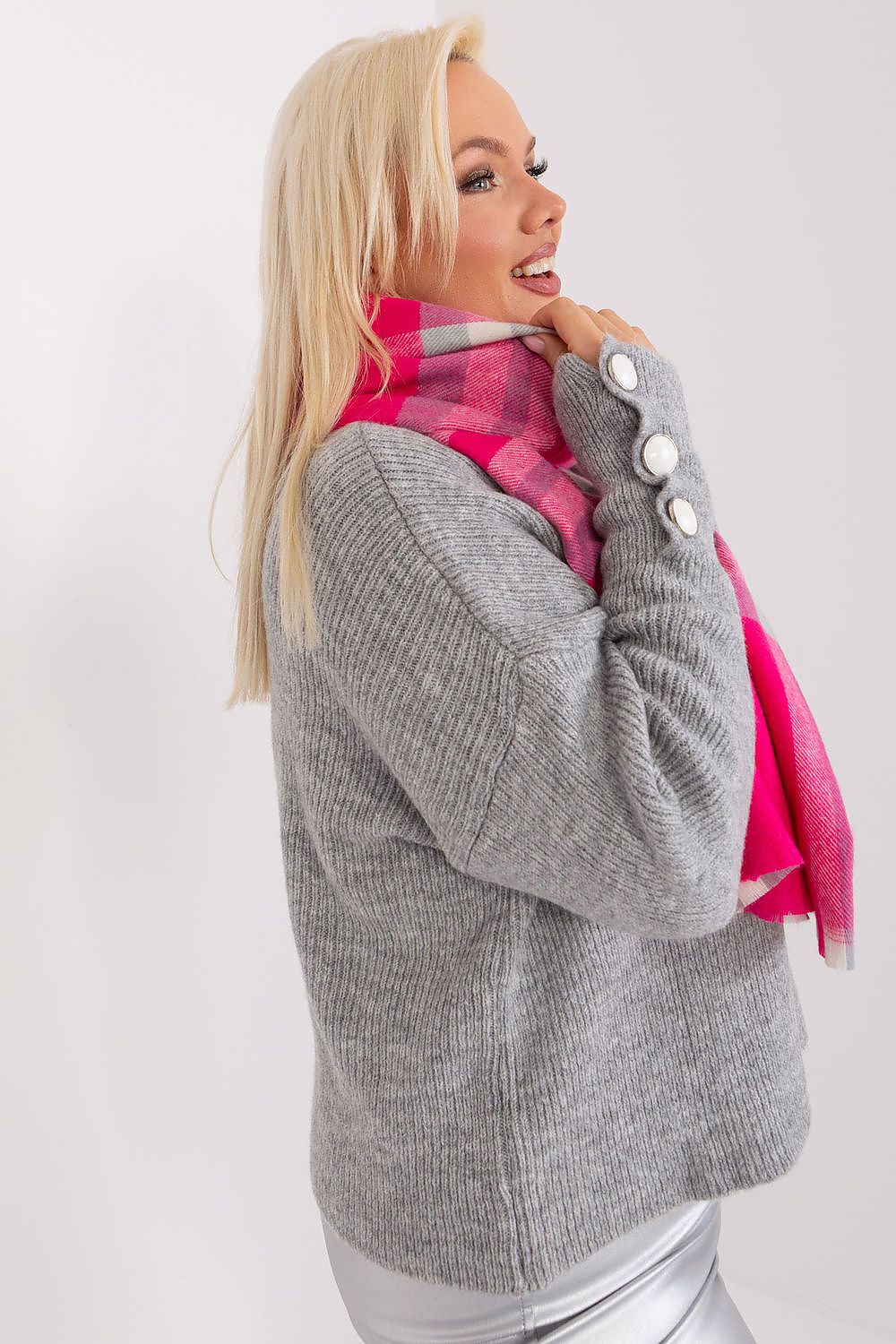 Textured Scarf with Colourful Checkered Pattern - Michelle & Kenza Co.