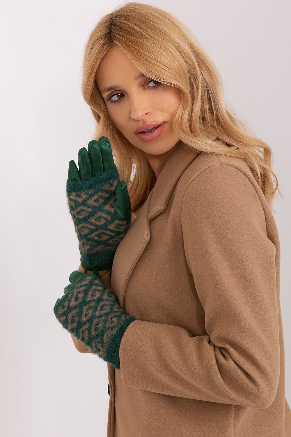 Cotton Blend Gloves with Insulated Design - Michelle & Kenza Co.