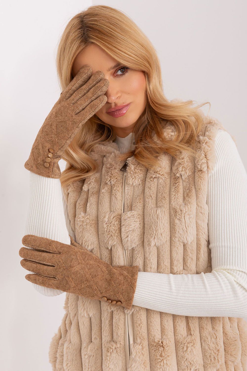 Chic Touchscreen Gloves