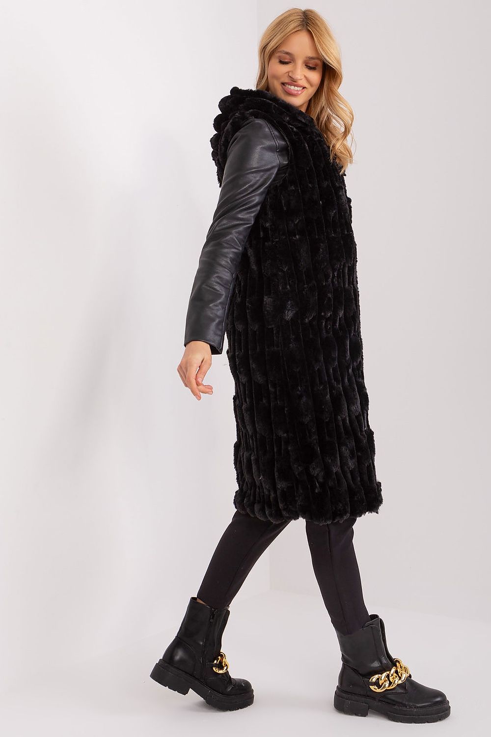 Faux Fur Gilet with Hood and Pockets - Michelle & Kenza Co.