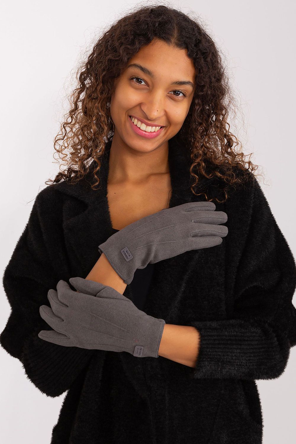 Elegant Gloves - Embroidered Index Finger