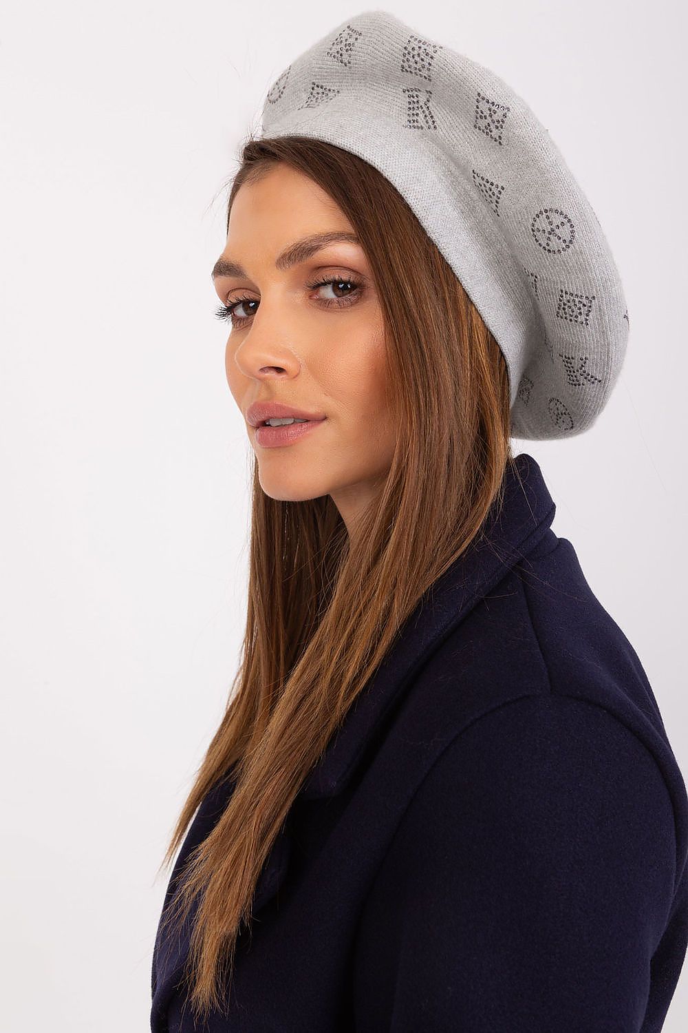 Cashmere Blend Beret with Rhinestone Detail - Michelle & Kenza Co.