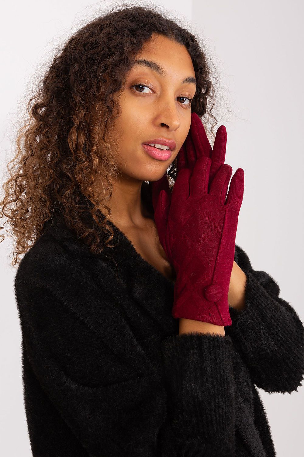 Chic Insulated Gloves - Embroidered