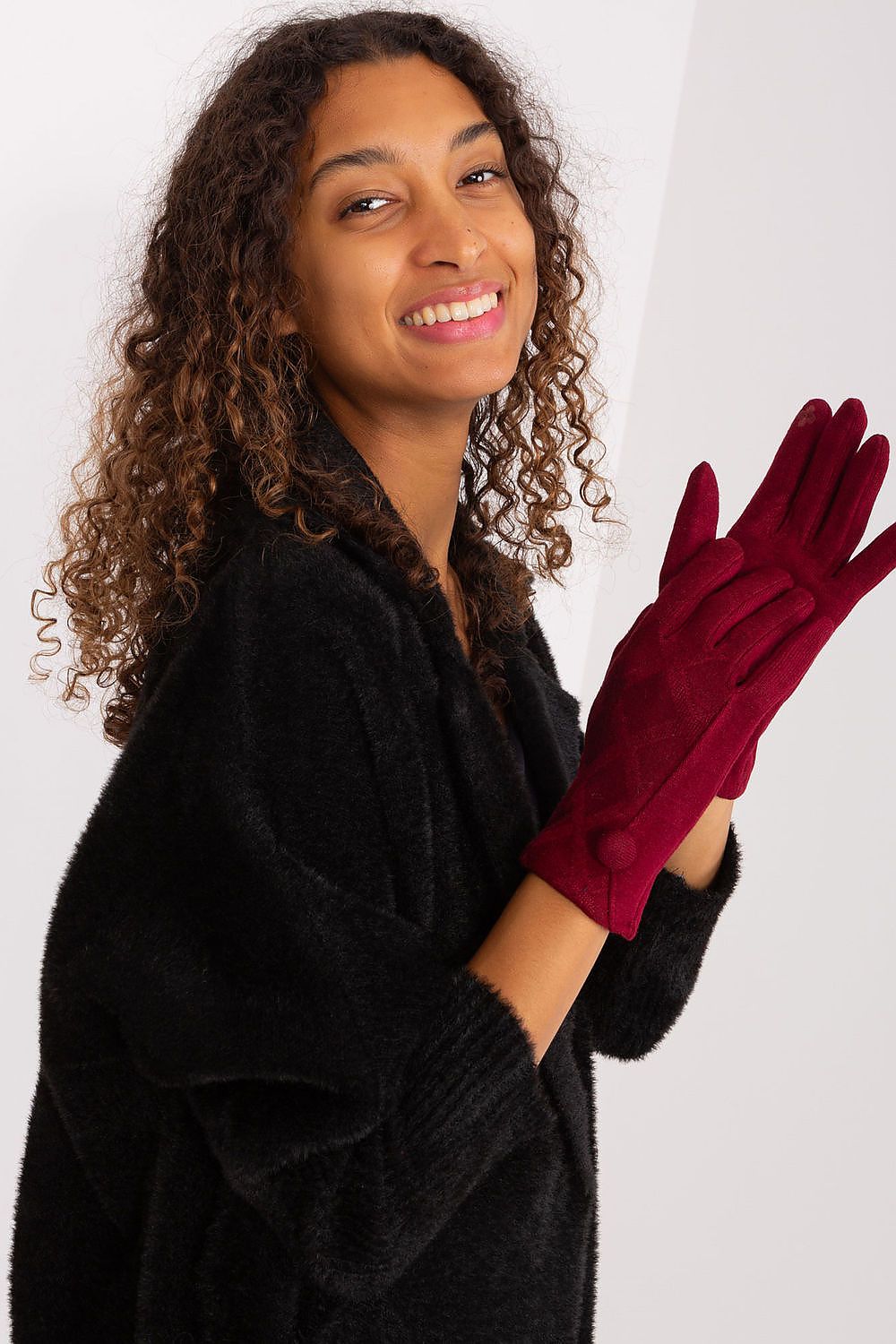 Chic Insulated Gloves - Embroidered