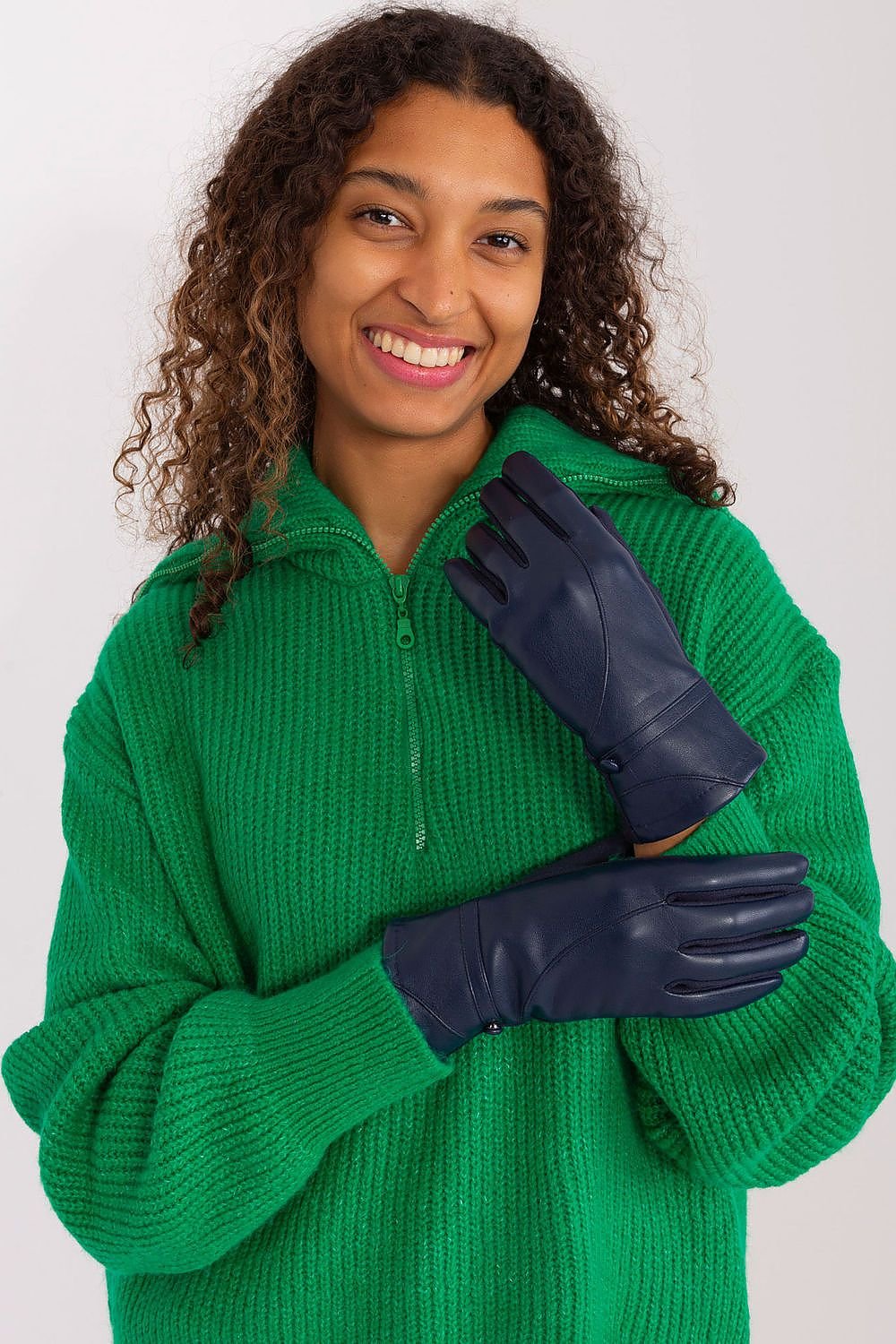 Elegant Touchscreen Gloves