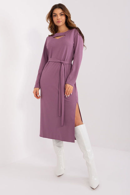 Elegant Ribbed Midi Dress