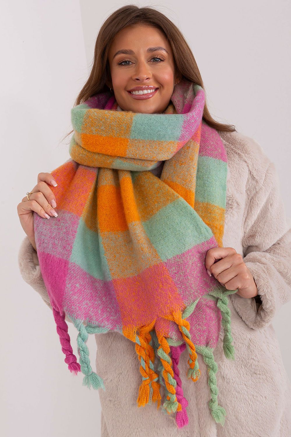 Chic Shawl - Colourful Plaid