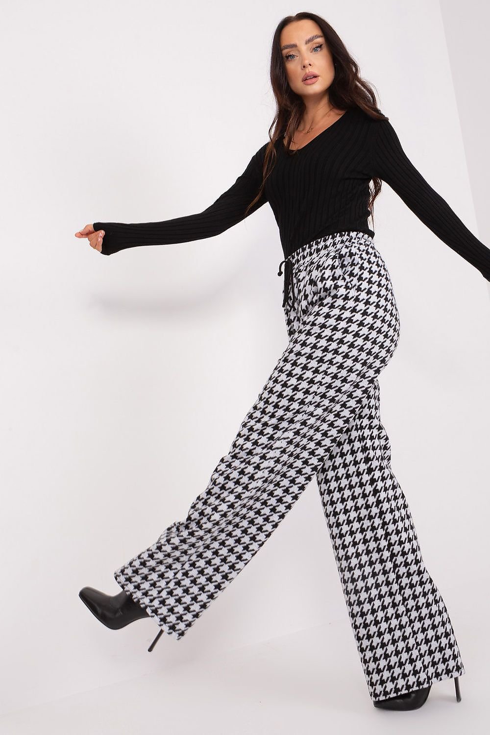 Chic High-Waisted Trousers