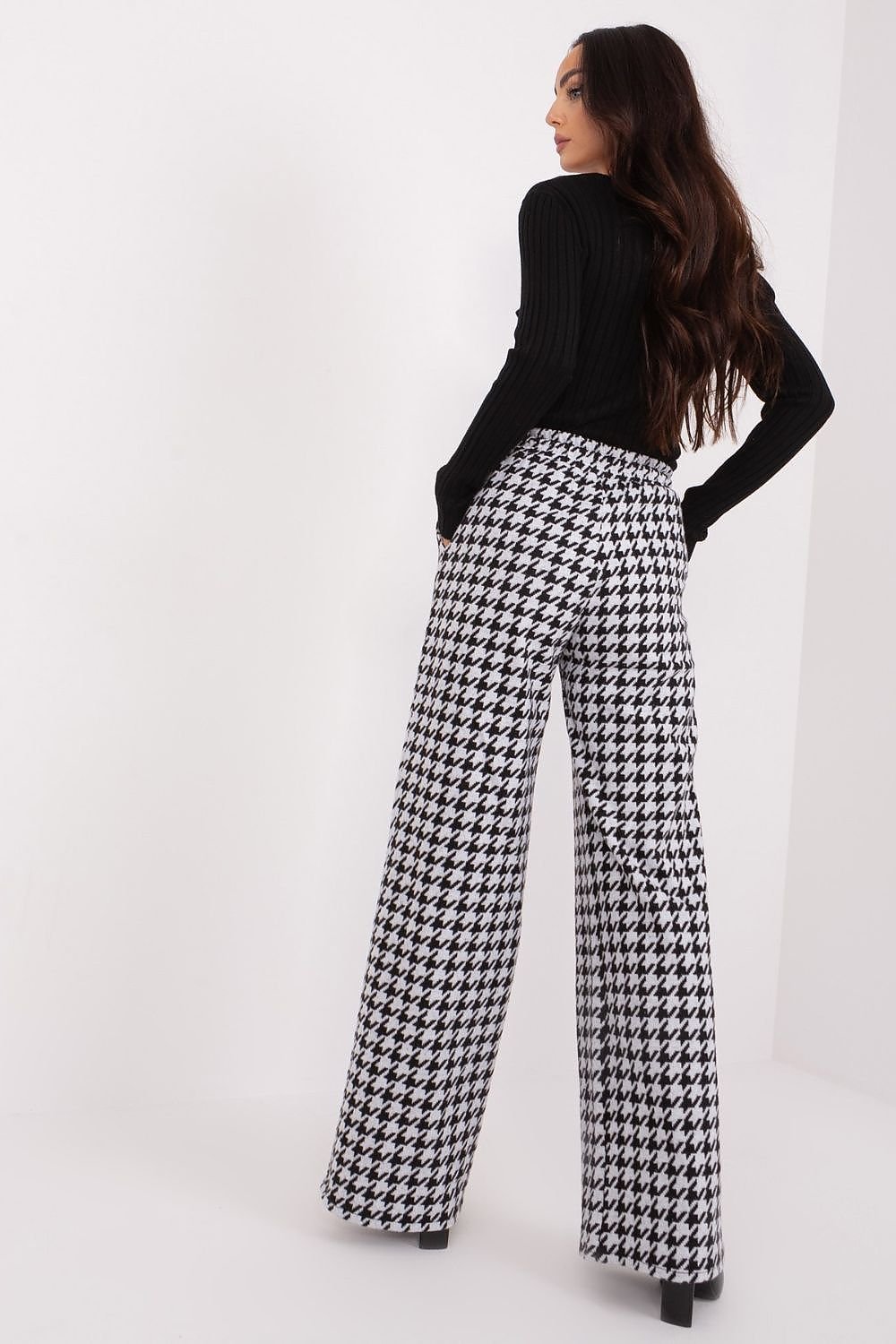 Chic High-Waisted Trousers