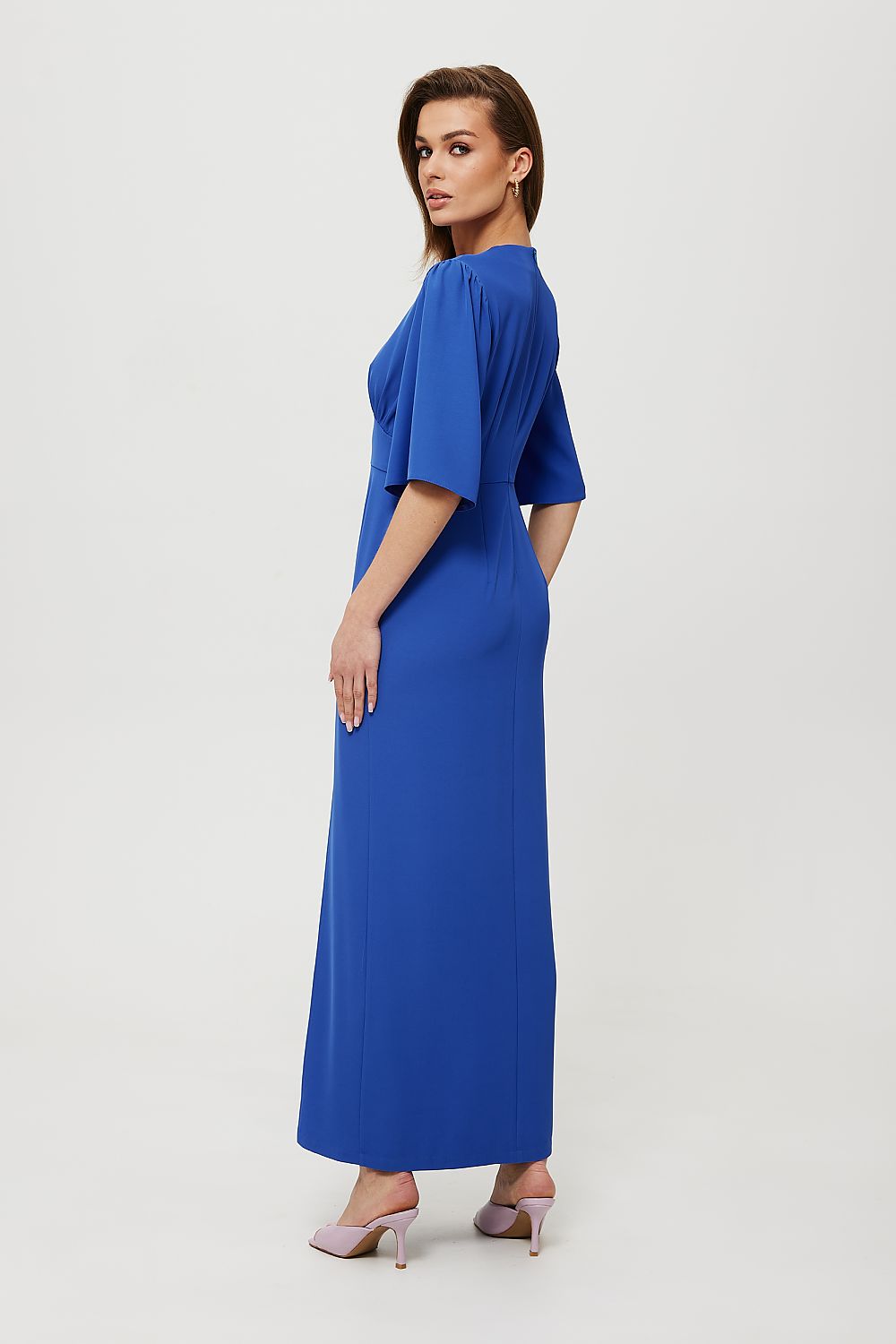 Maxi Dress with V-Shaped Neckline - Michelle & Kenza Co.