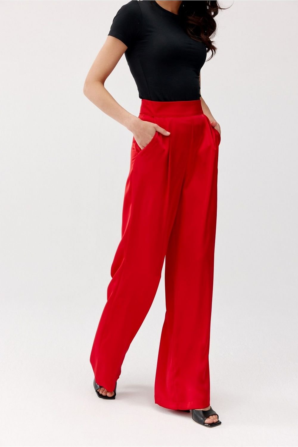 Elegant Wide-Leg Trousers