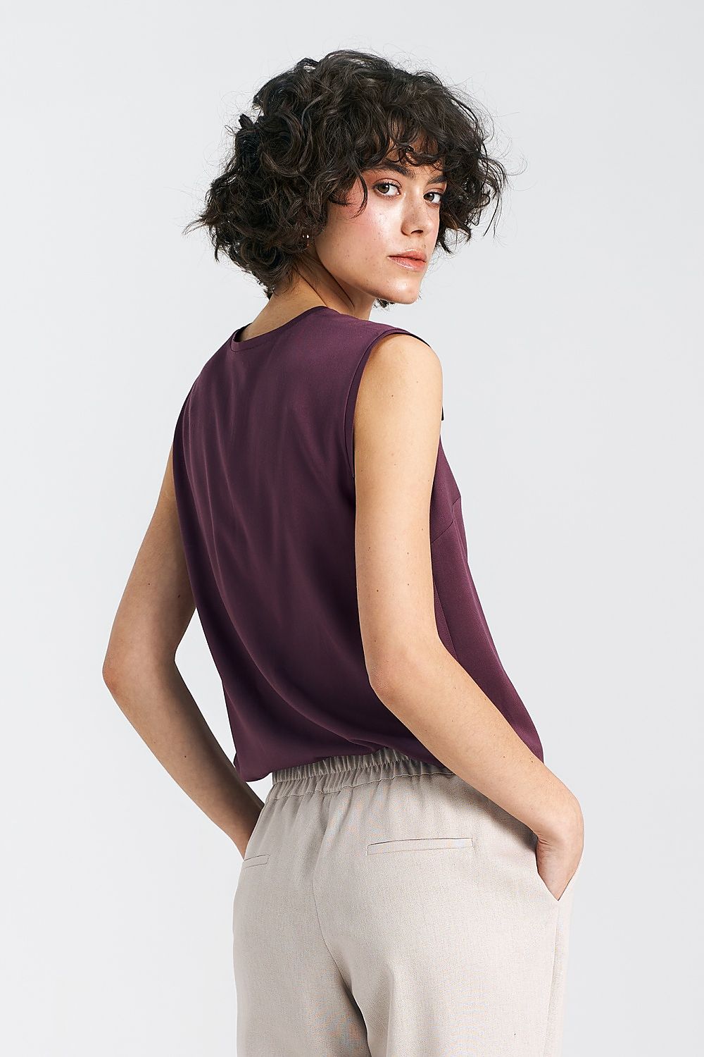 Elegant Viscose Sleeveless Blouse