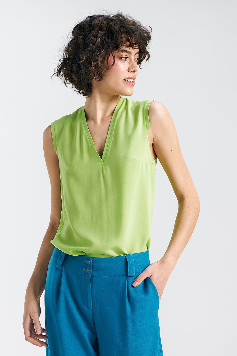 Elegant Viscose Sleeveless Blouse