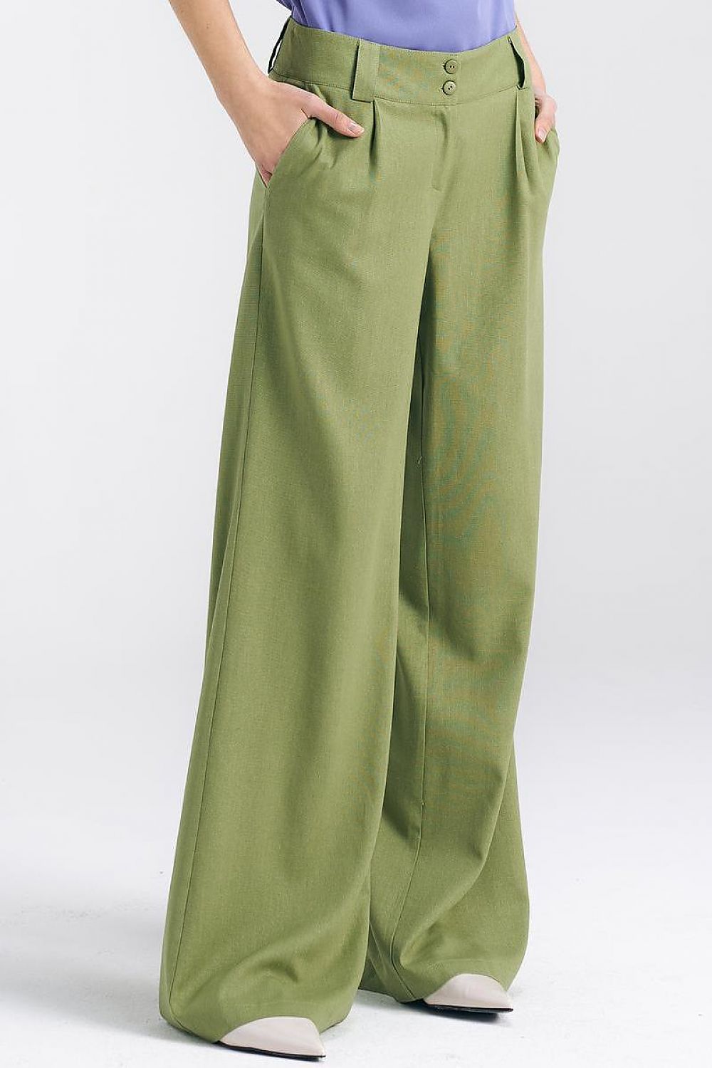 Relaxed Fit Wide-Leg Trousers