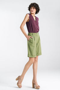 Elegant Cuffed Linen Blend Shorts