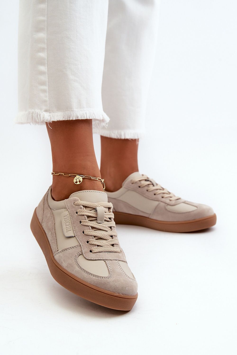 Comfortable Leather Low-Top Sneakers