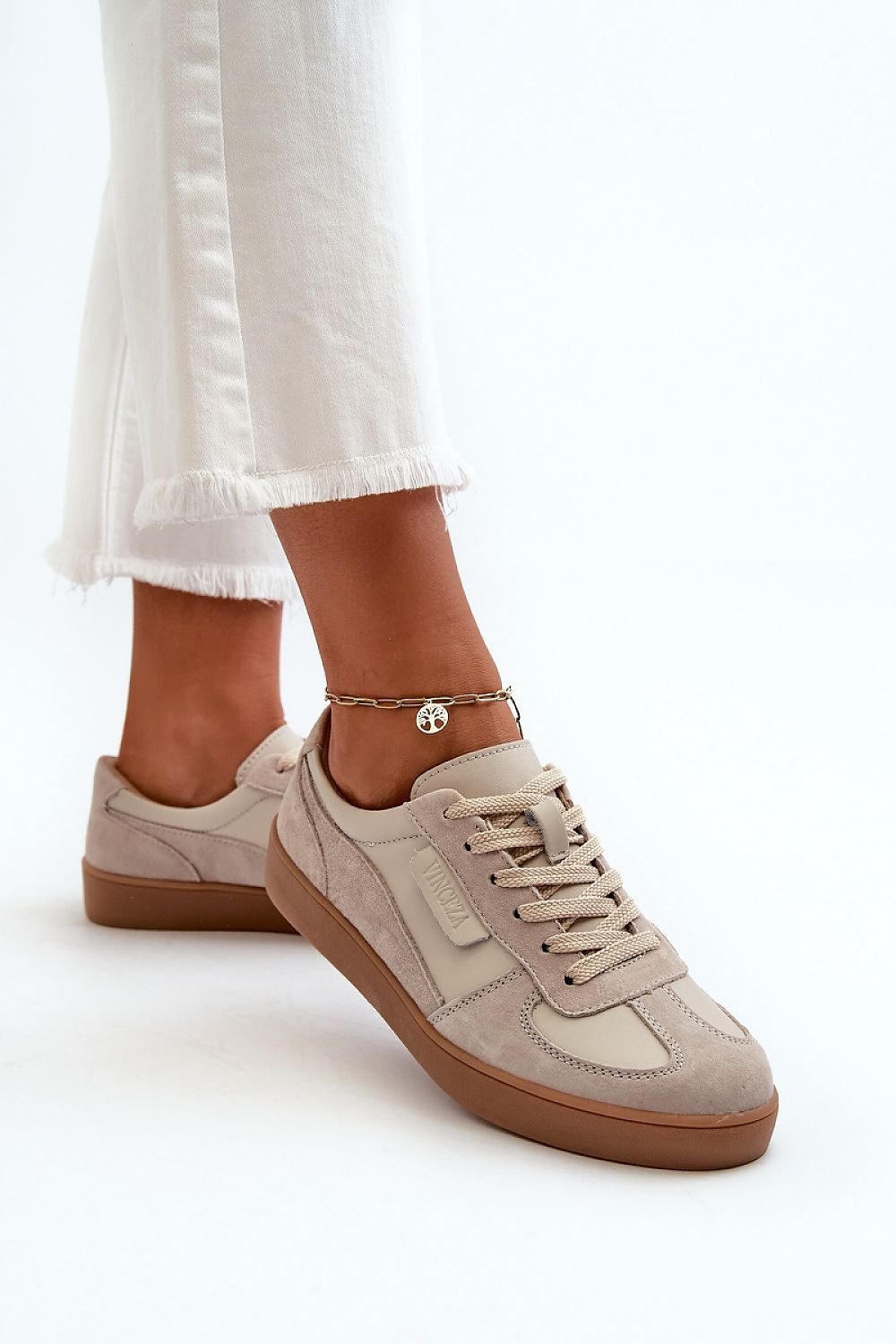 Comfortable Leather Low-Top Sneakers