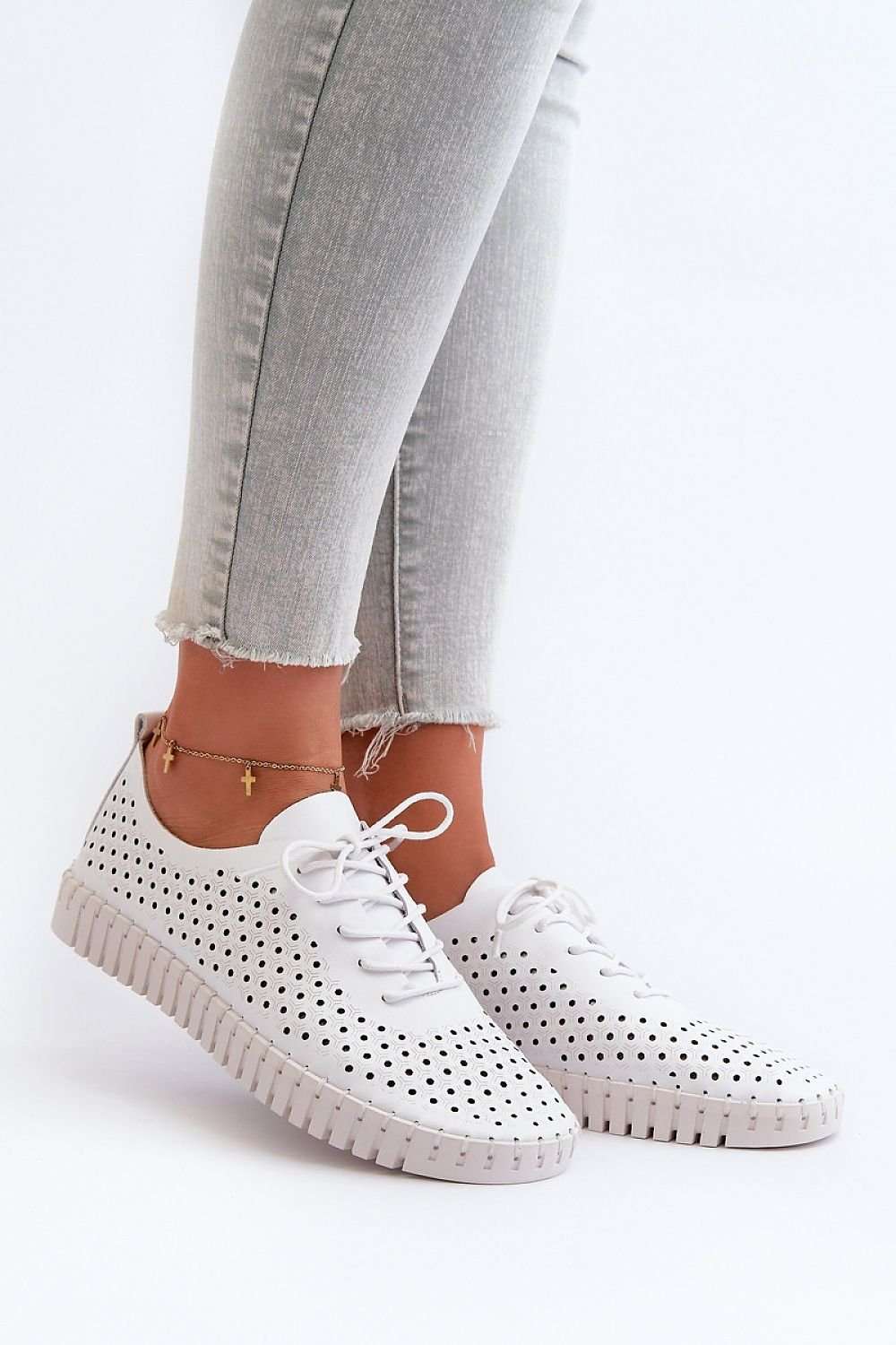 Amelia Leather Sneakers