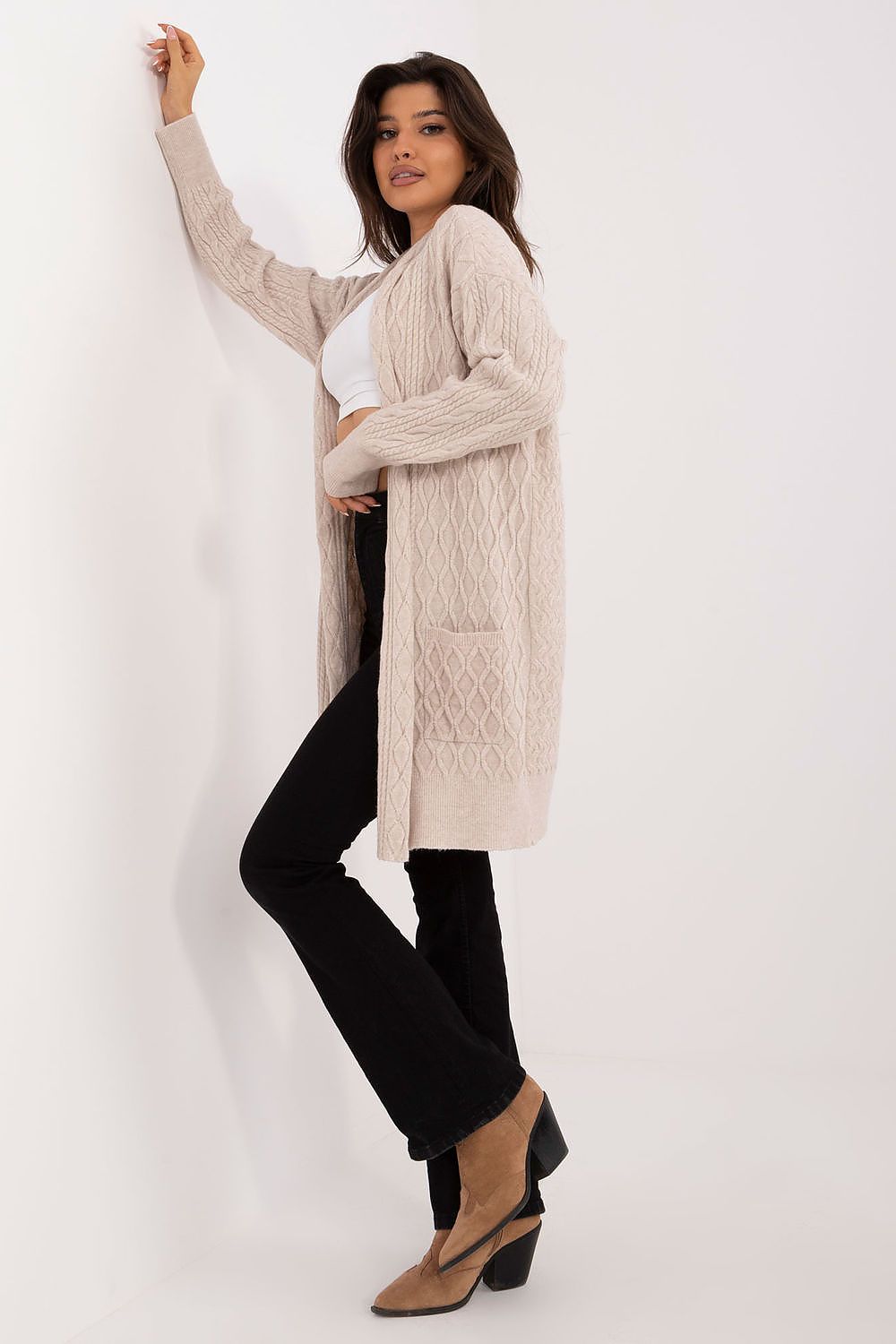 Elegant Long Cardigan with Pockets