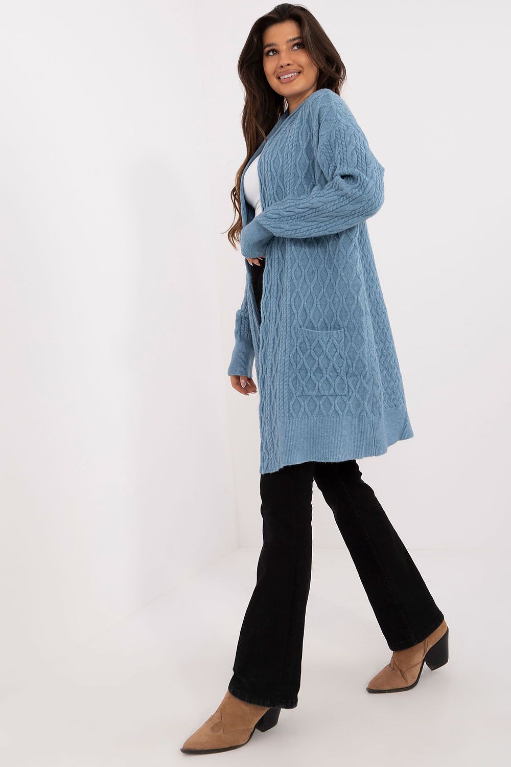 Elegant Long Cardigan with Pockets