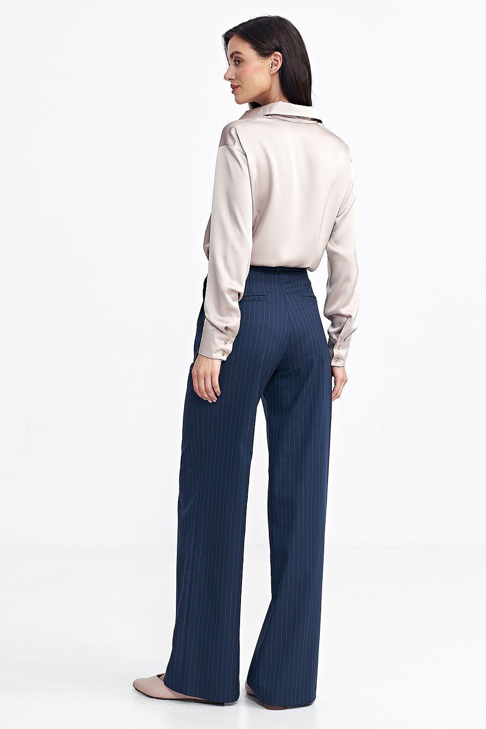 Elegant Wide-Leg Trousers