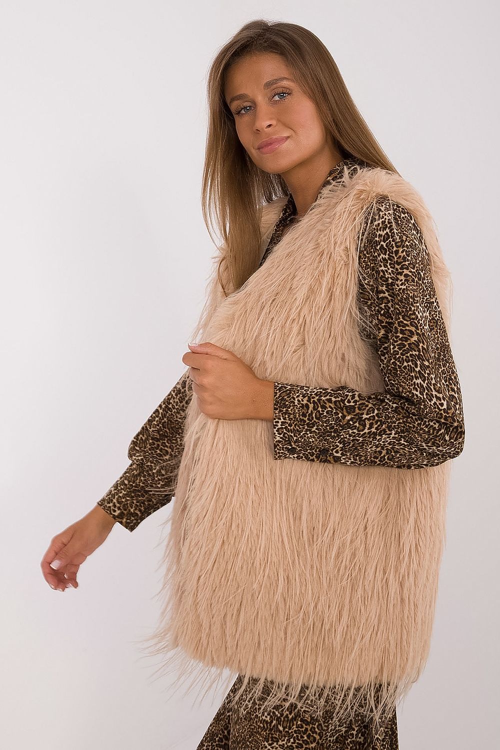 Faux Fur Gilet with Insulated Comfort - Michelle & Kenza Co.