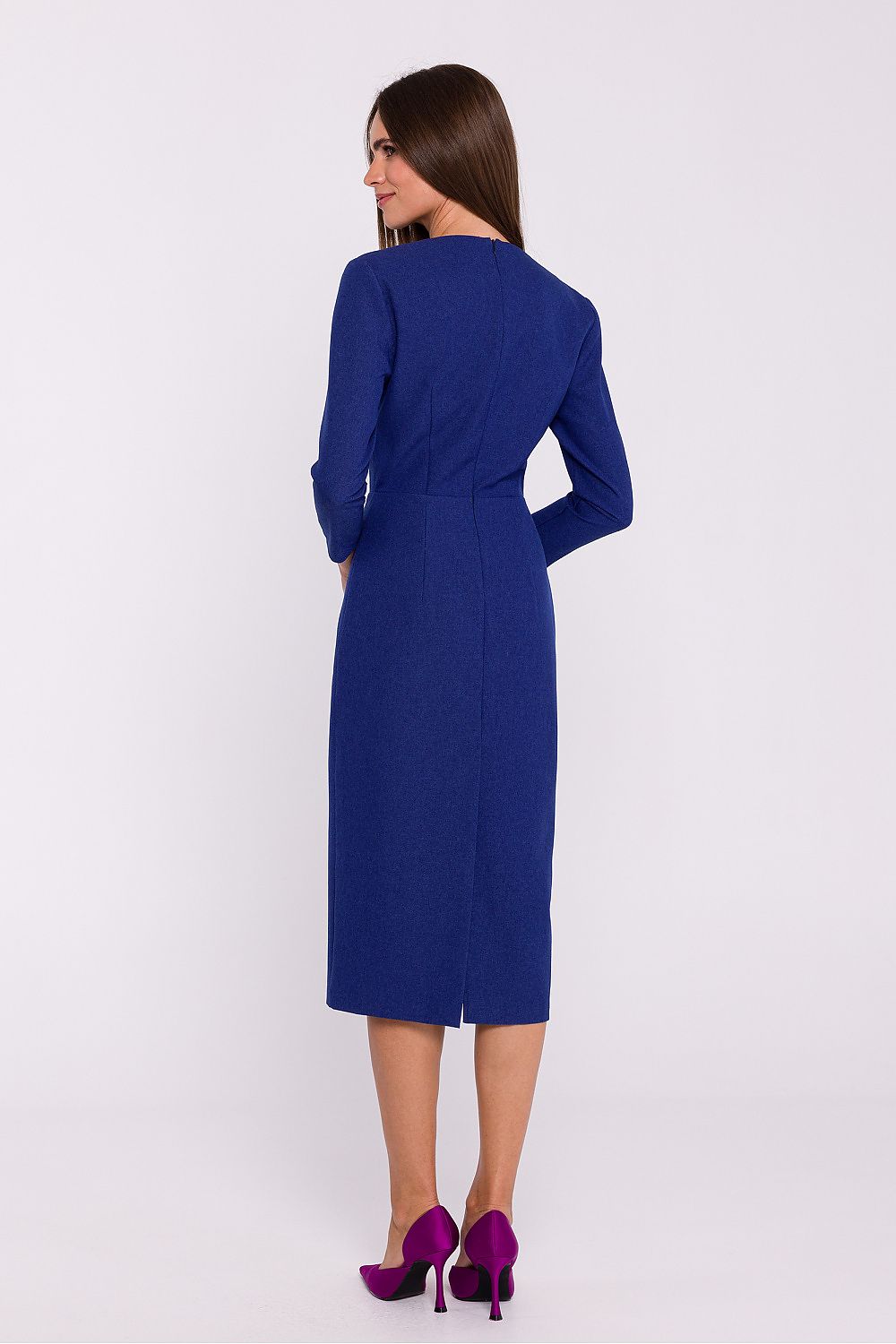 Chic Midi Dress with V-Neckline - Michelle & Kenza Co.