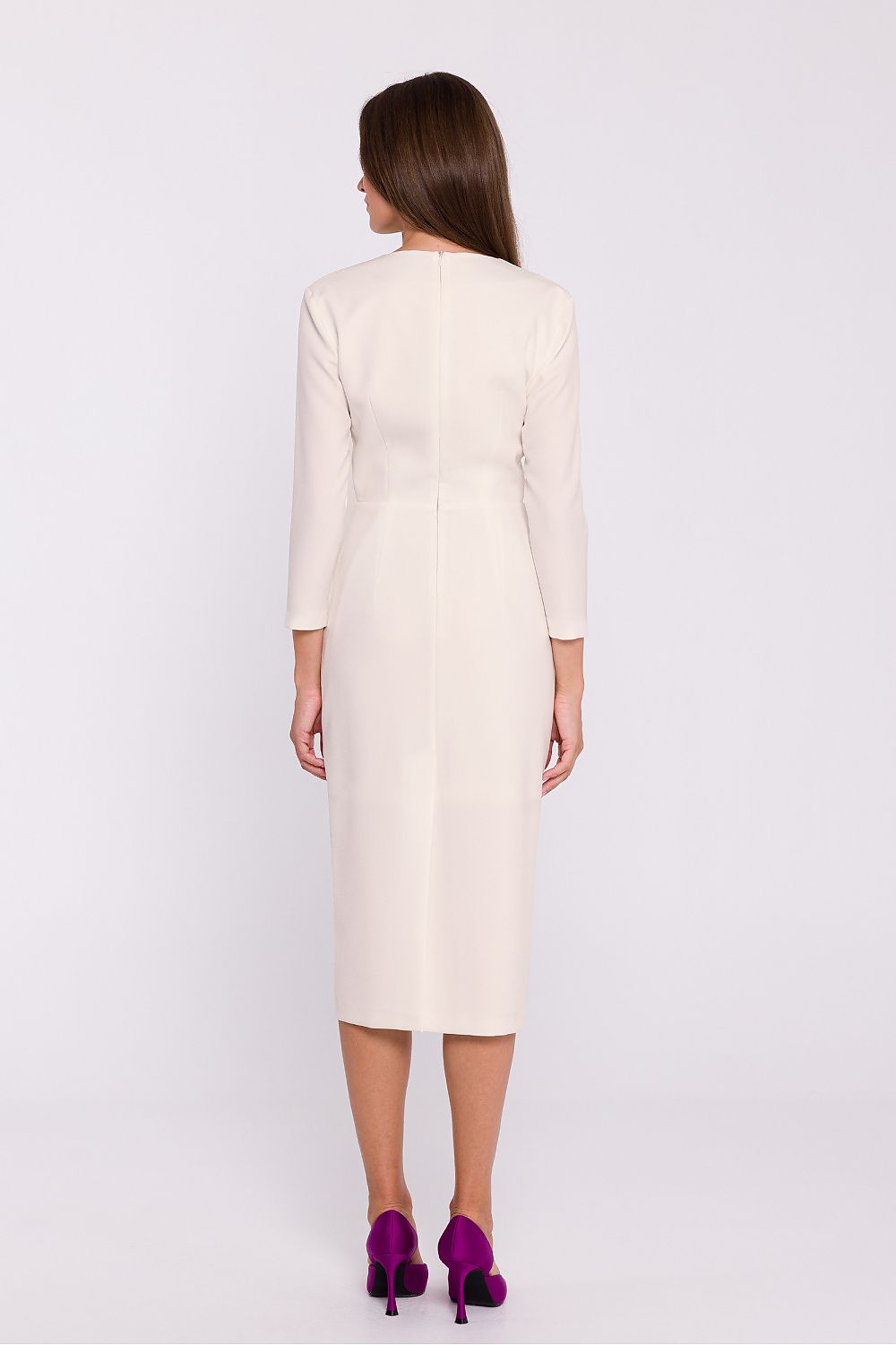 Chic Midi Dress with V-Neckline - Michelle & Kenza Co.