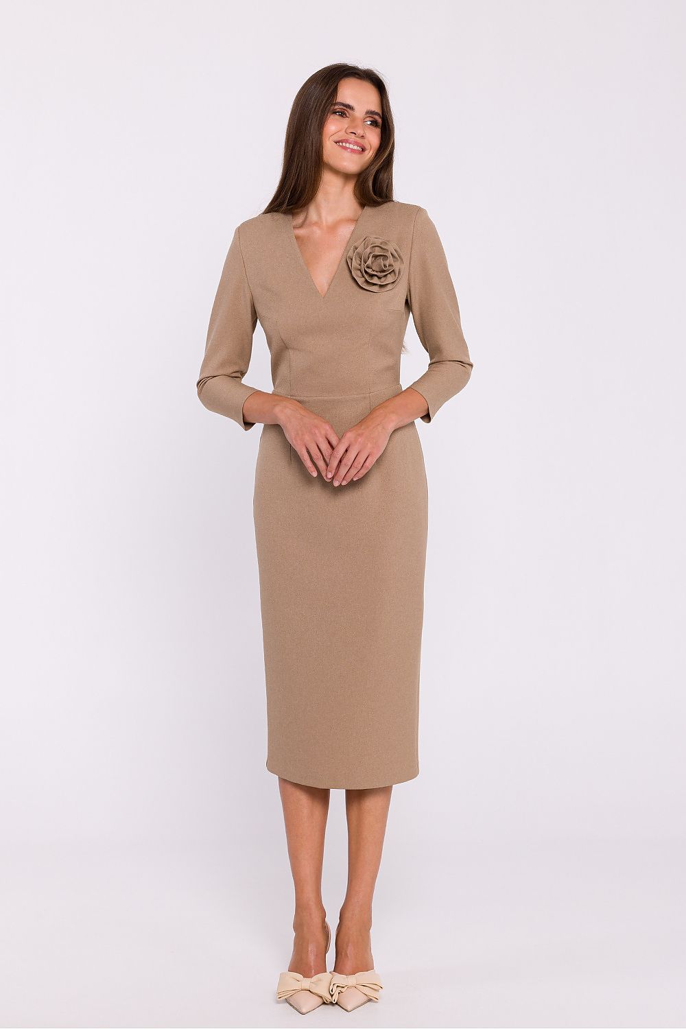 Chic Midi Dress - V-Neckline