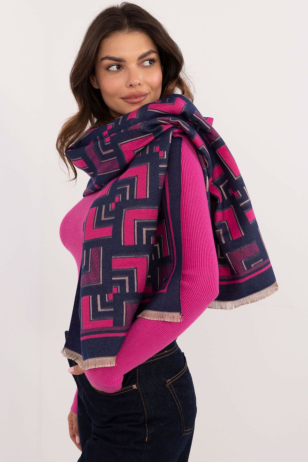 Viscose Shawl with Geometric Pattern - Michelle & Kenza Co.