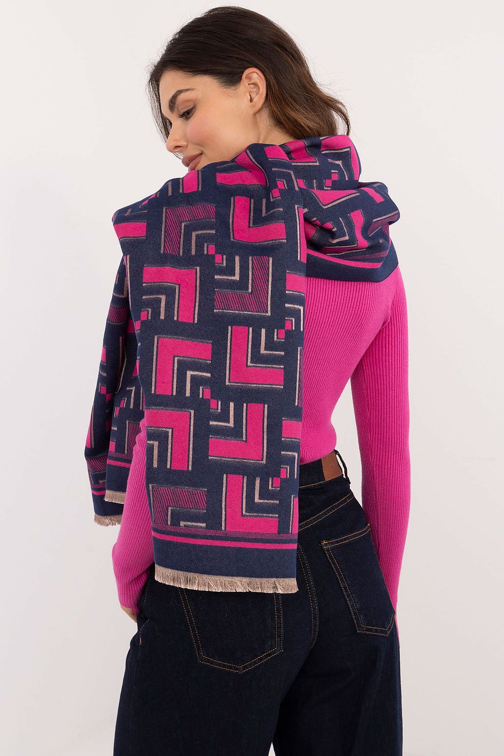 Viscose Shawl with Geometric Pattern - Michelle & Kenza Co.