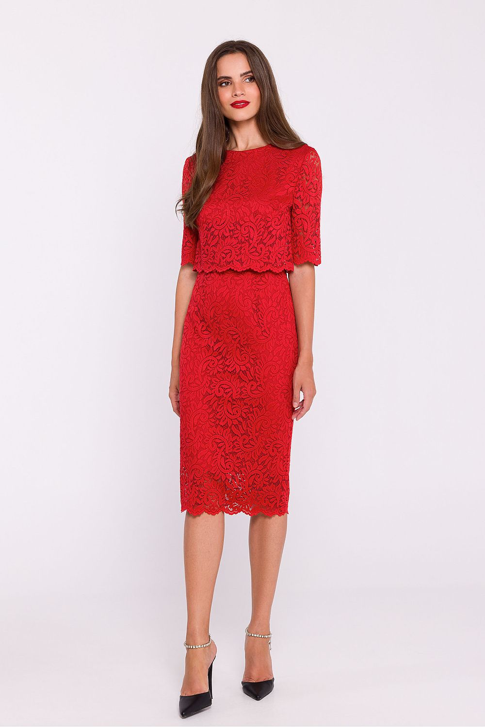 Lace Evening Dress with Elegant Pencil Cut - Michelle & Kenza Co.