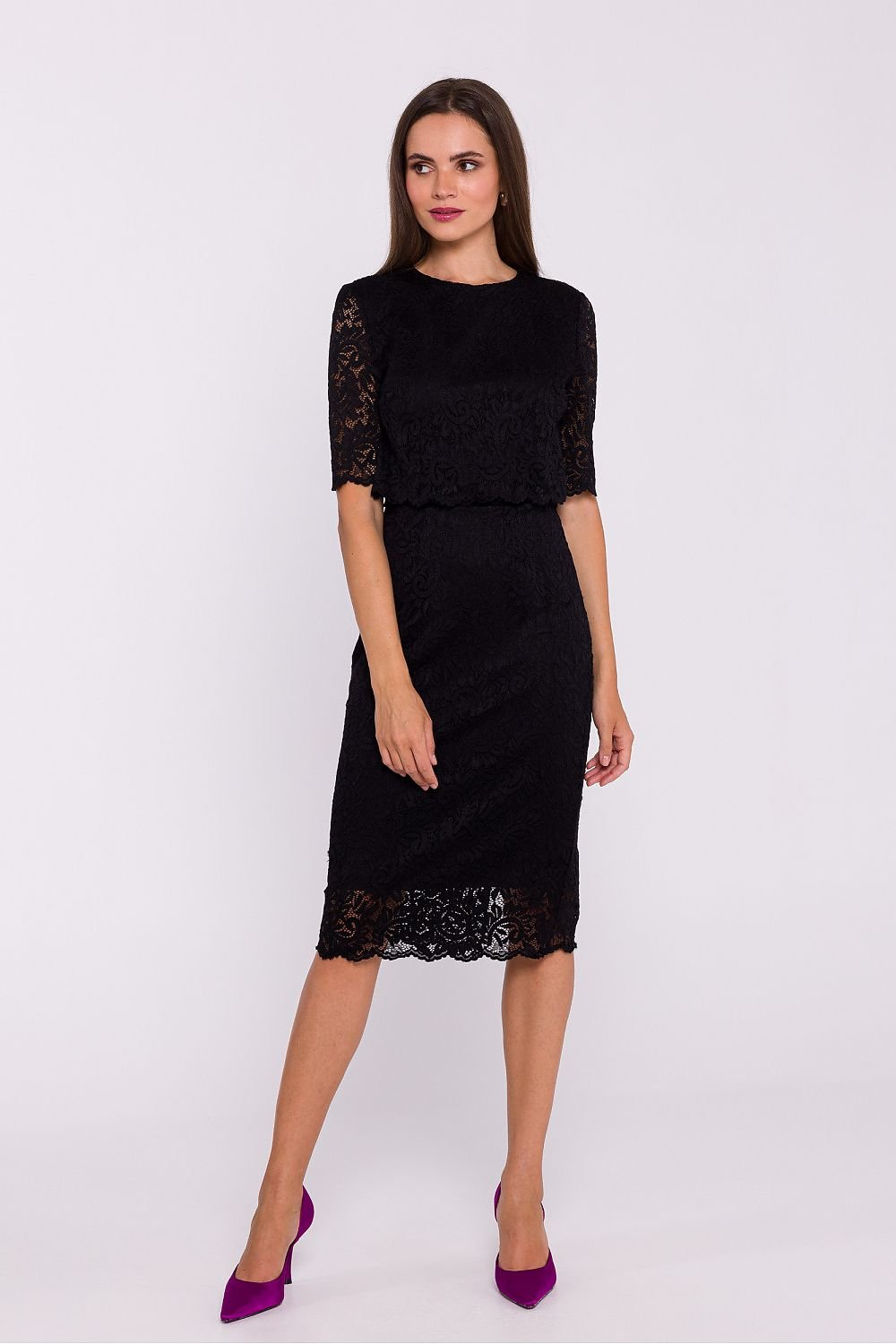 Lace Evening Dress with Elegant Pencil Cut - Michelle & Kenza Co.