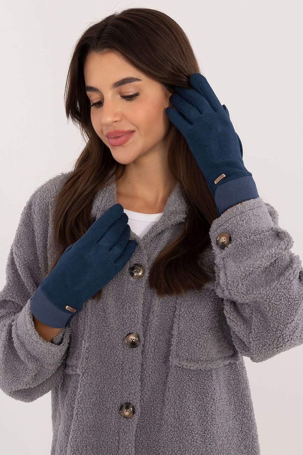 Smooth Ribbed Gloves with Embroidered Flower - Michelle & Kenza Co.