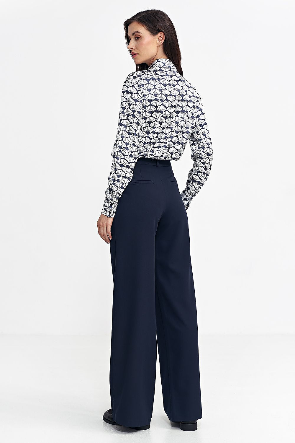 Wide-Leg Trousers for Effortless Style