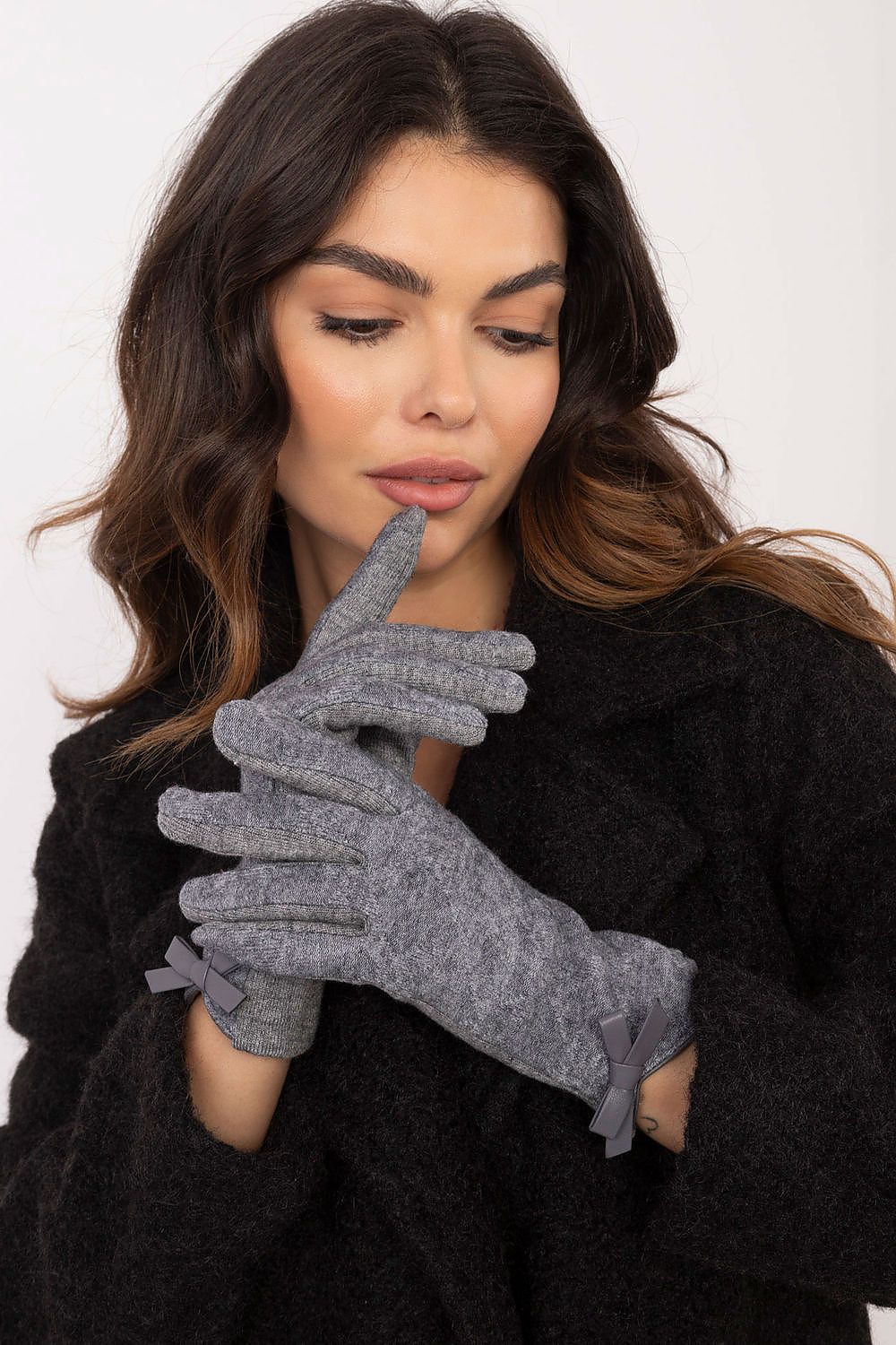 Cotton Blend Gloves with Decorative Bows - Michelle & Kenza Co.