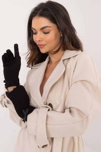 Elegant Insulated Gloves with Bows