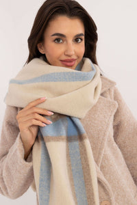 Elegant Scarf - Checkered with Tassels